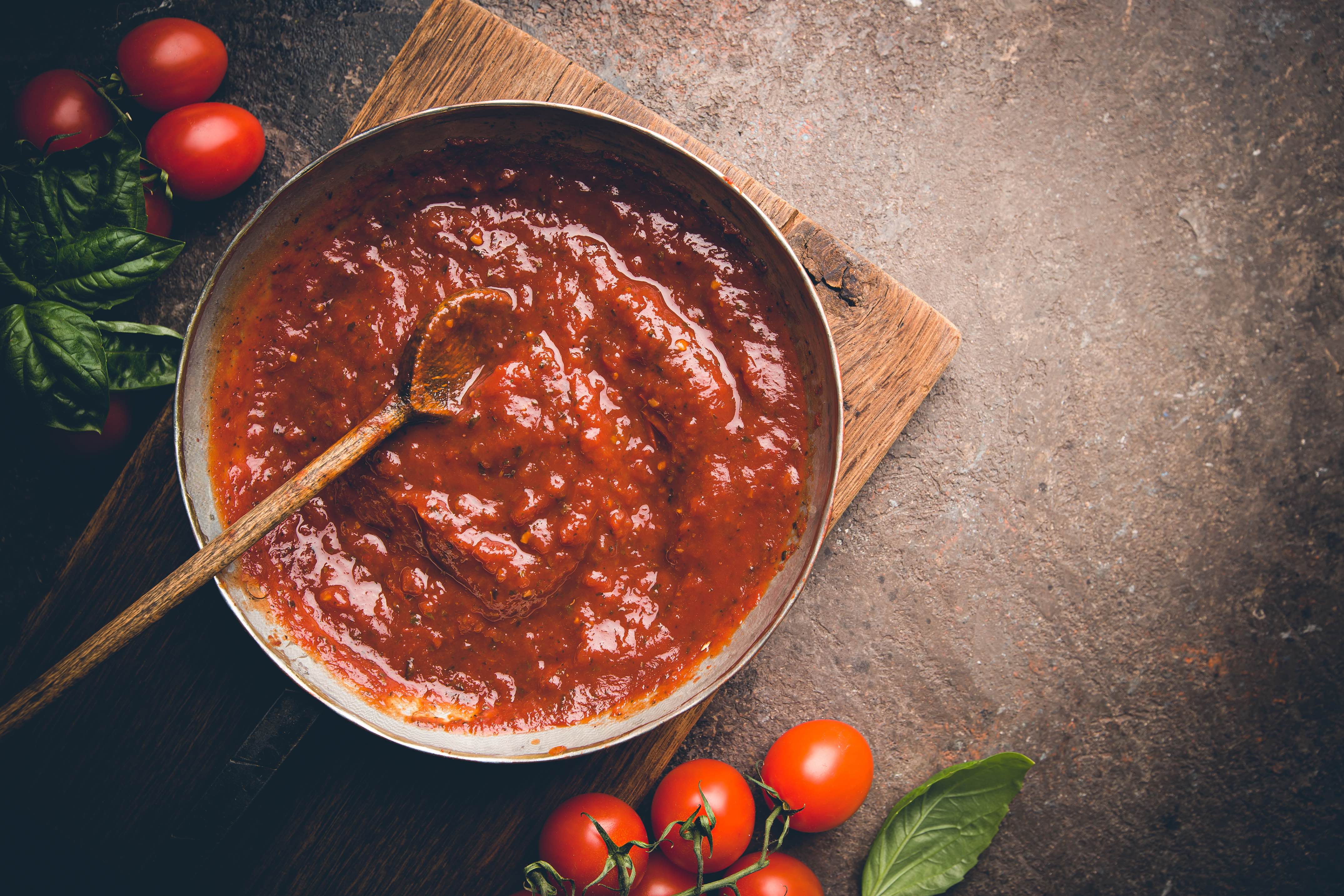 Make the Perfect Pizza Tomato Sauce